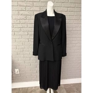 Valerie Stevens Women's Black Beaded Tuxedo Jacket Size 12